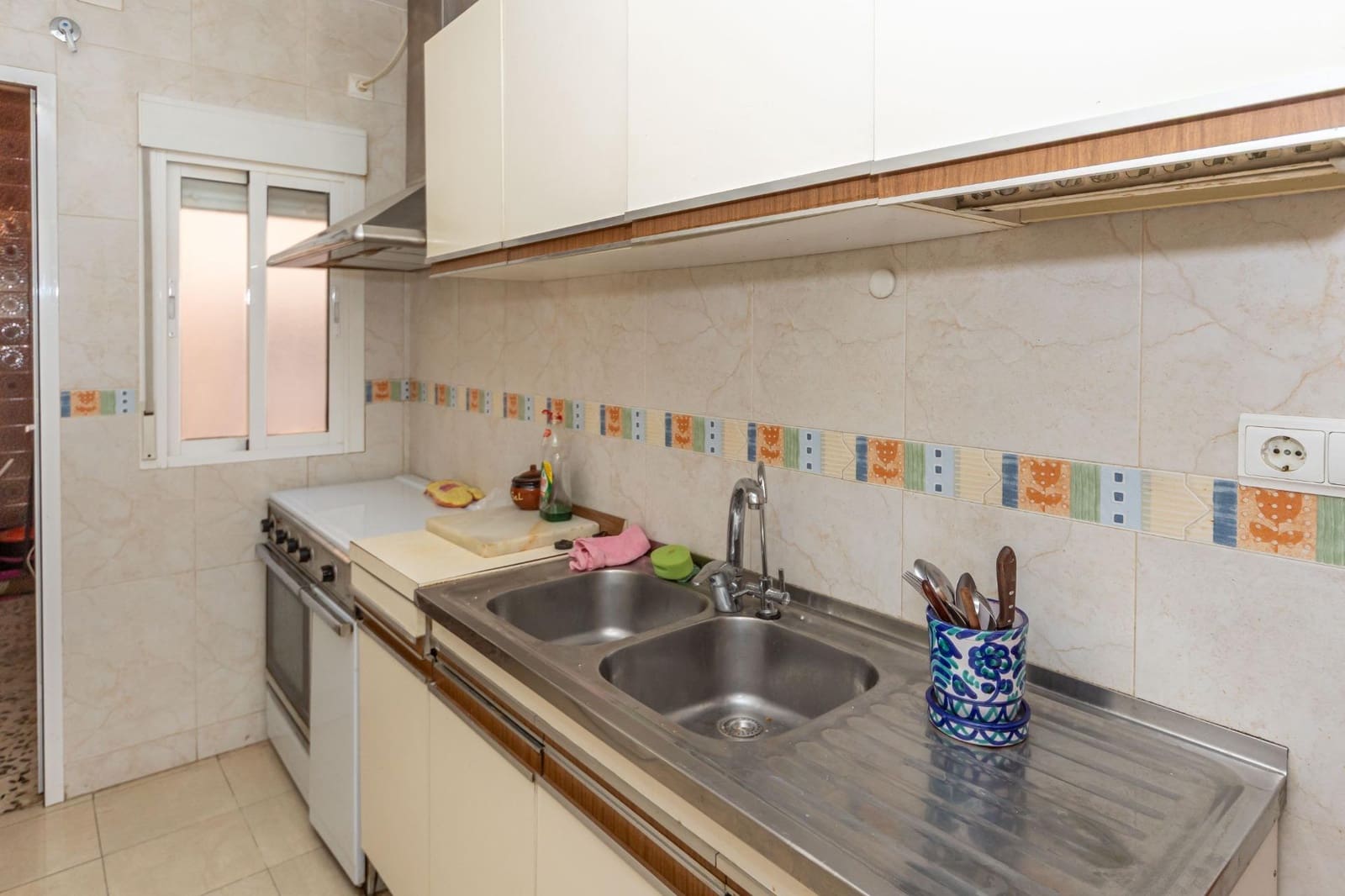 4 bedroom Flat for sale in Beas de Guadix - € 115,000 (Ref: 10110450)