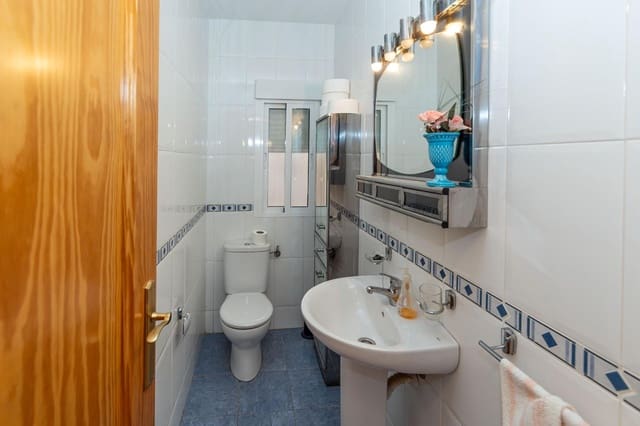 4 bedroom Flat for sale in Beas de Guadix - € 115,000 (Ref: 10110450)