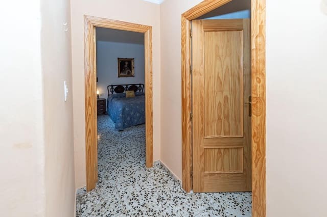 4 bedroom Flat for sale in Beas de Guadix - € 115,000 (Ref: 10110450)