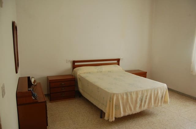Willa na sprzedaż w Cortes y Graena - 73 000 € (Ref: 10160788)