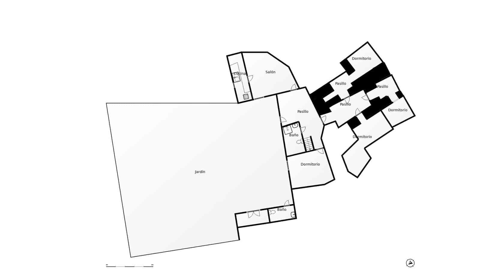 8 bedroom Townhouse for sale in Guadix - € 275,000 (Ref: 10165914)