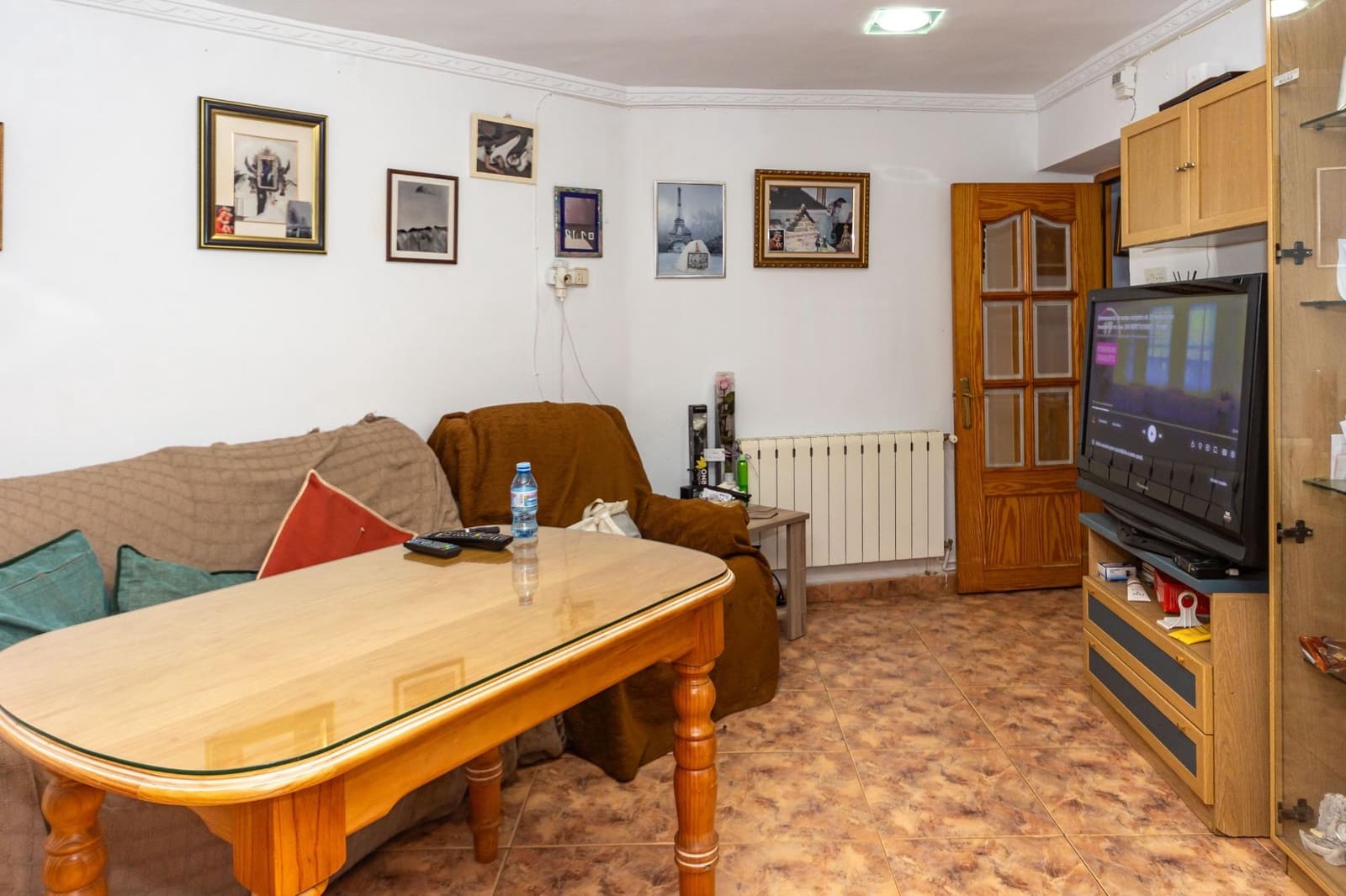 8 bedroom Townhouse for sale in Guadix - € 275,000 (Ref: 10165914)