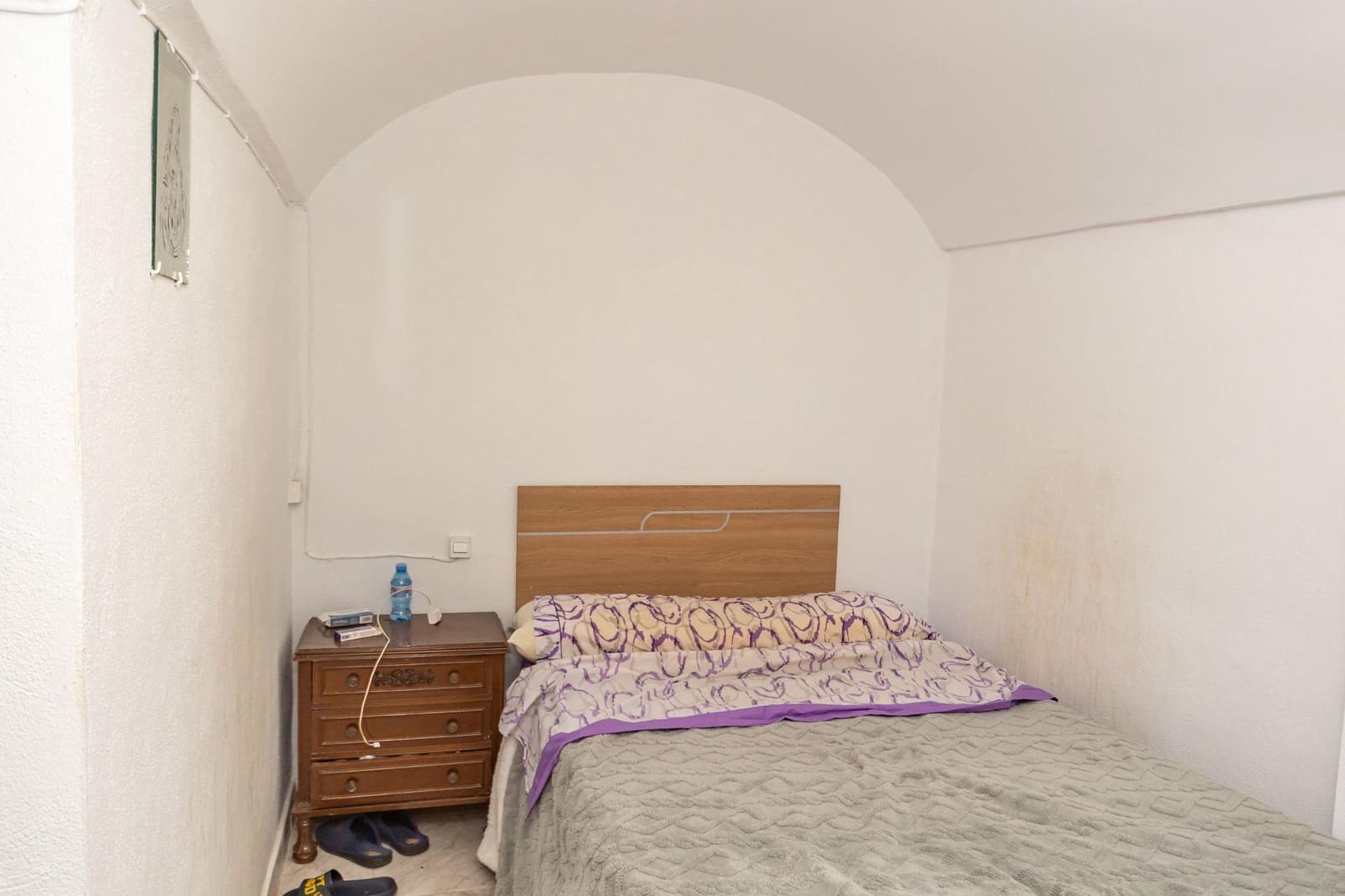8 bedroom Townhouse for sale in Guadix - € 275,000 (Ref: 10165914)