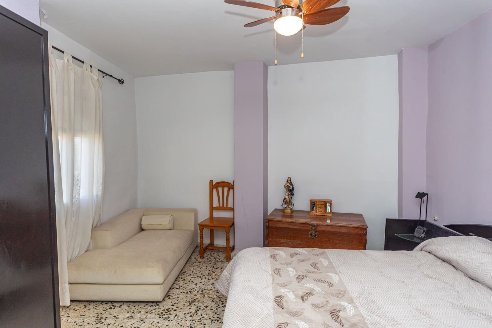8 bedroom Townhouse for sale in Guadix - € 275,000 (Ref: 10165914)