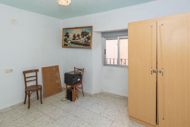 4 sovrum Hus till salu i Guadix med garage - 80 000 € (Ref: 10165915)