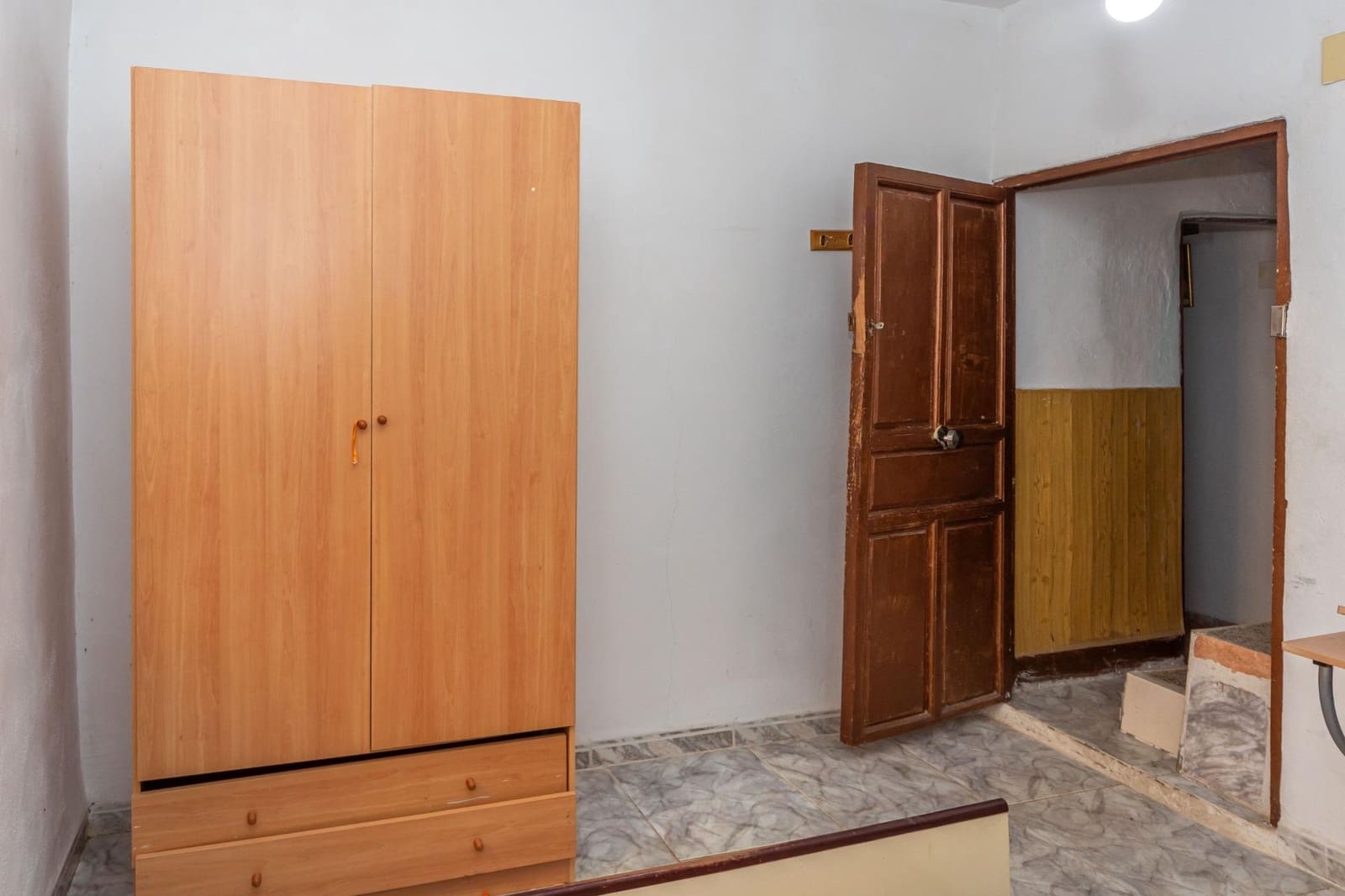 4 sovrum Hus till salu i Guadix med garage - 80 000 € (Ref: 10165915)