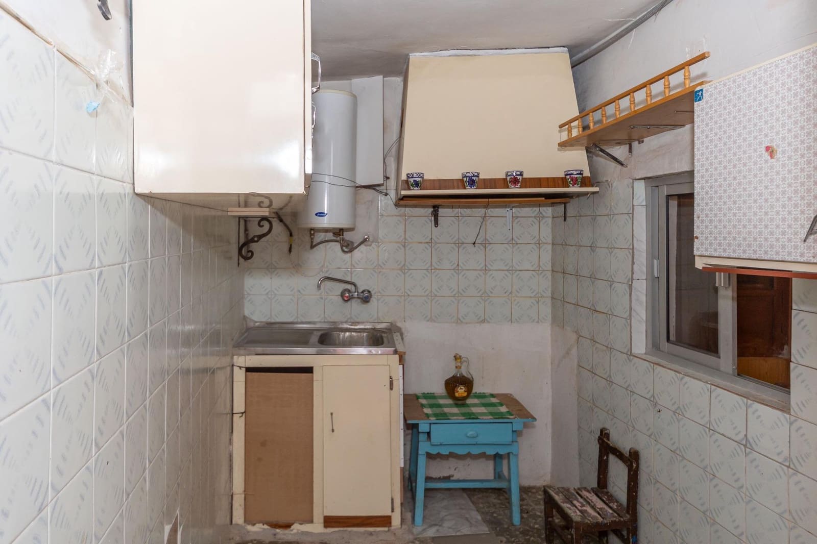4 sovrum Hus till salu i Guadix med garage - 80 000 € (Ref: 10165915)