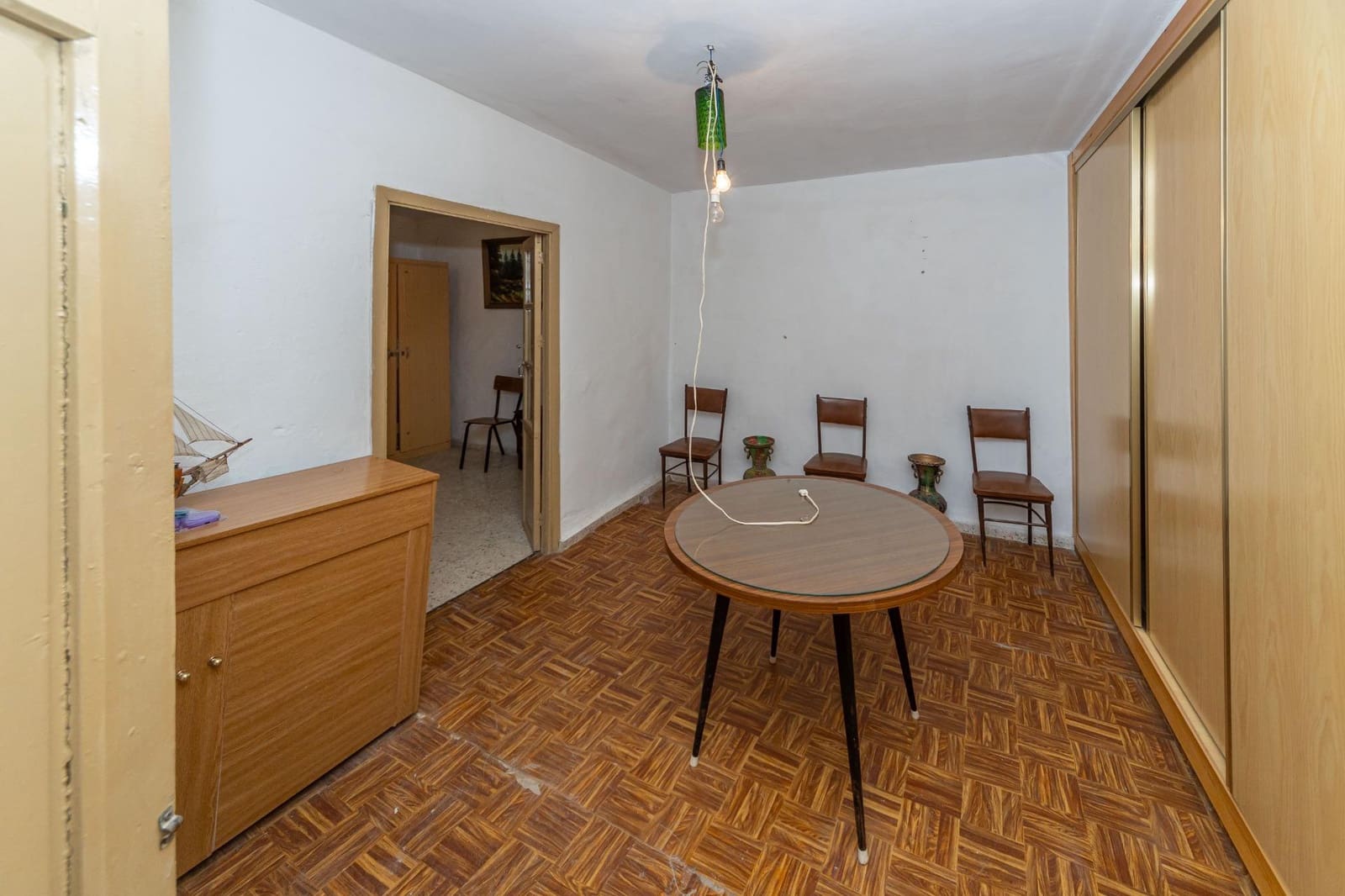 4 sovrum Hus till salu i Guadix med garage - 80 000 € (Ref: 10165915)
