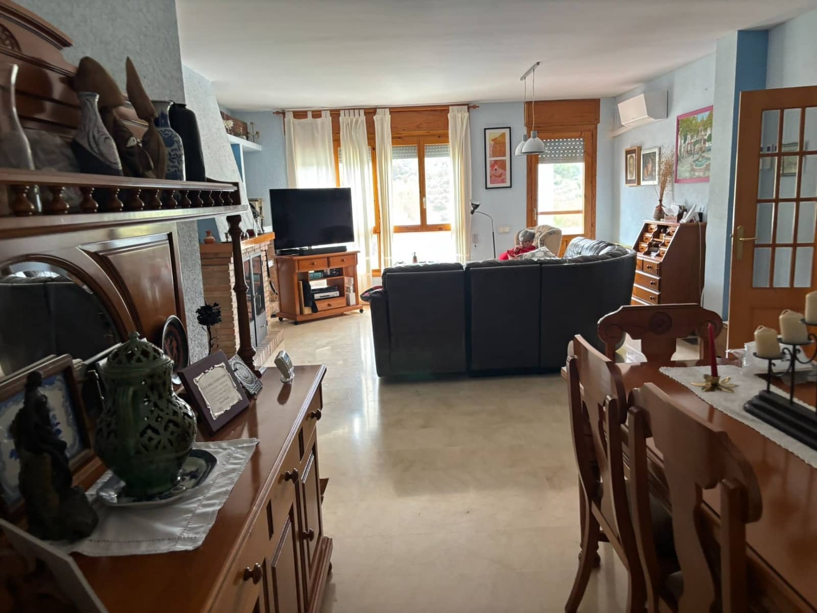 7 soveværelse Villa til salg i Siles med swimmingpool garage - € 330.000 (Ref: 9129132)