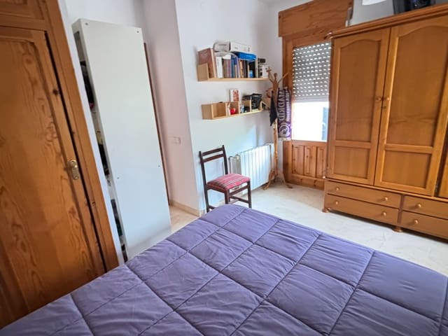 7 slaapkamer Villa te koop in Siles met zwembad garage - € 330.000 (Ref: 9129132)