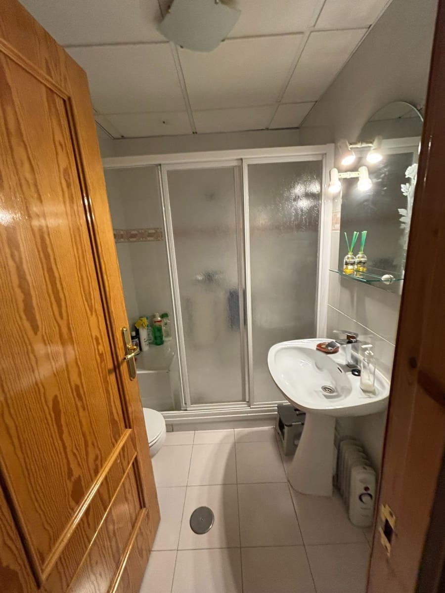 7 soveværelse Villa til salg i Siles med swimmingpool garage - € 330.000 (Ref: 9129132)