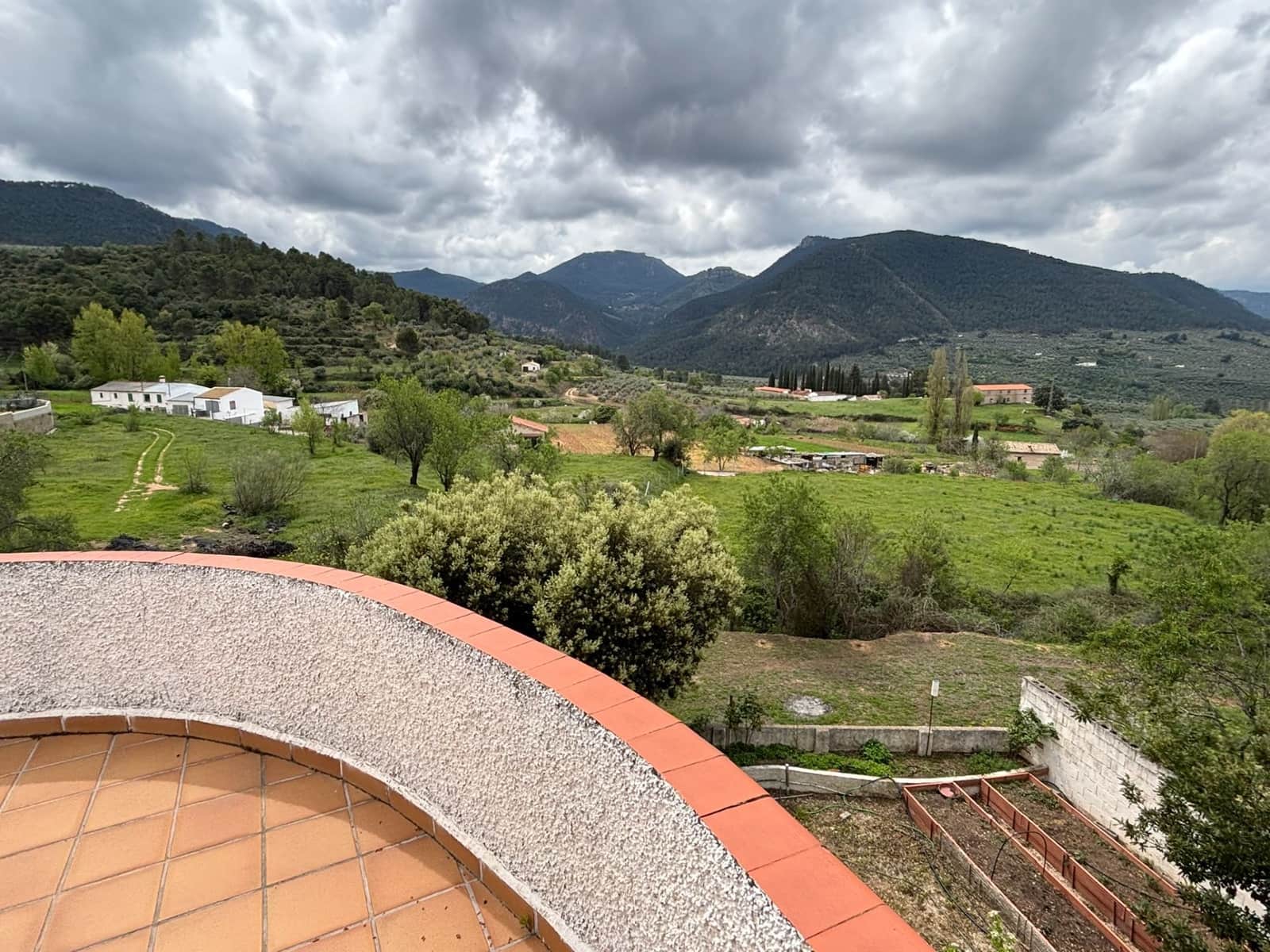 7 soveværelse Villa til salg i Siles med swimmingpool garage - € 330.000 (Ref: 9129132)