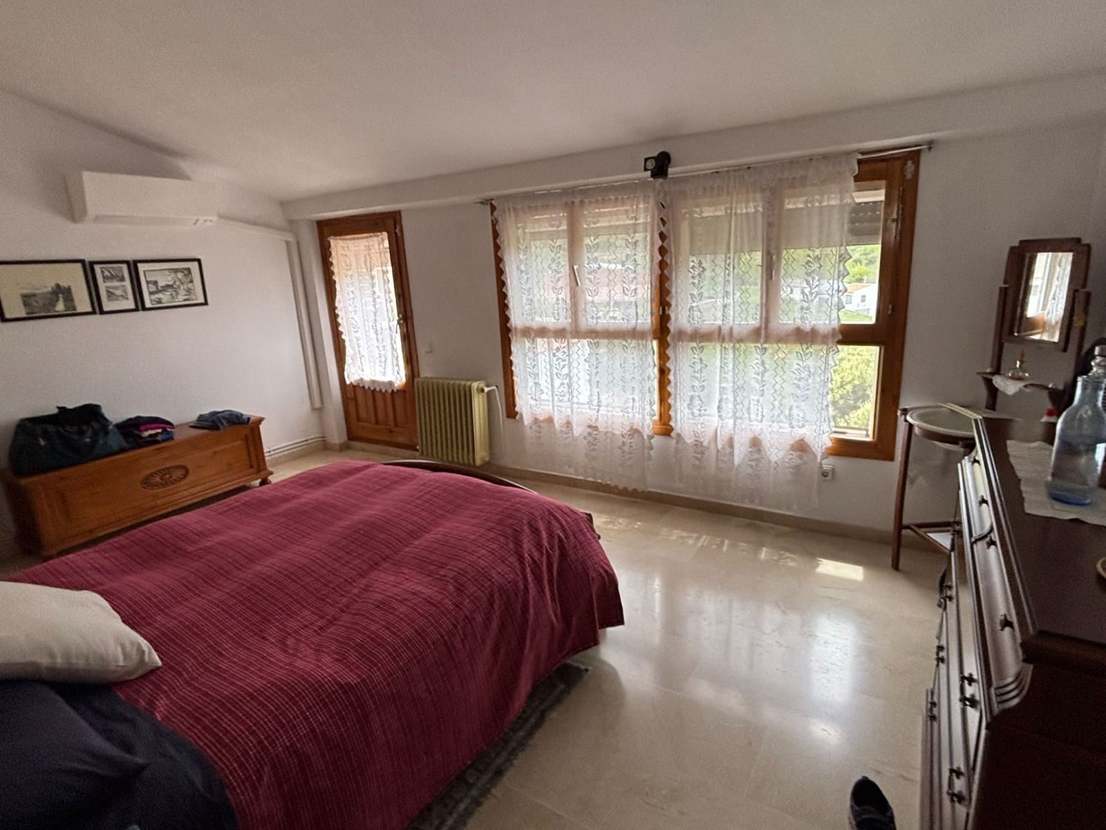 7 soveværelse Villa til salg i Siles med swimmingpool garage - € 330.000 (Ref: 9129132)