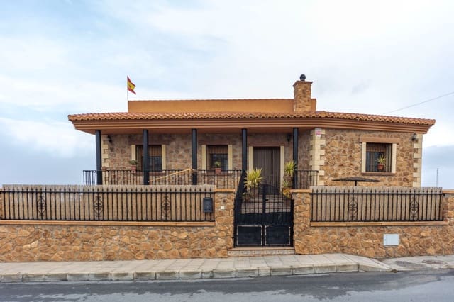 4 sovrum Villa till salu i Guadix med garage - 190 000 € (Ref: 9129136)
