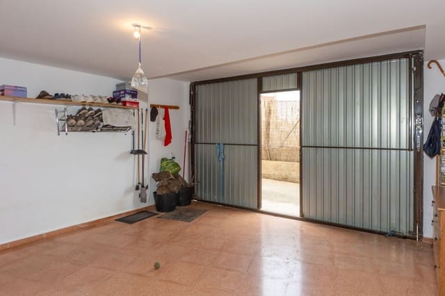 4 sovrum Villa till salu i Guadix med garage - 190 000 € (Ref: 9129136)