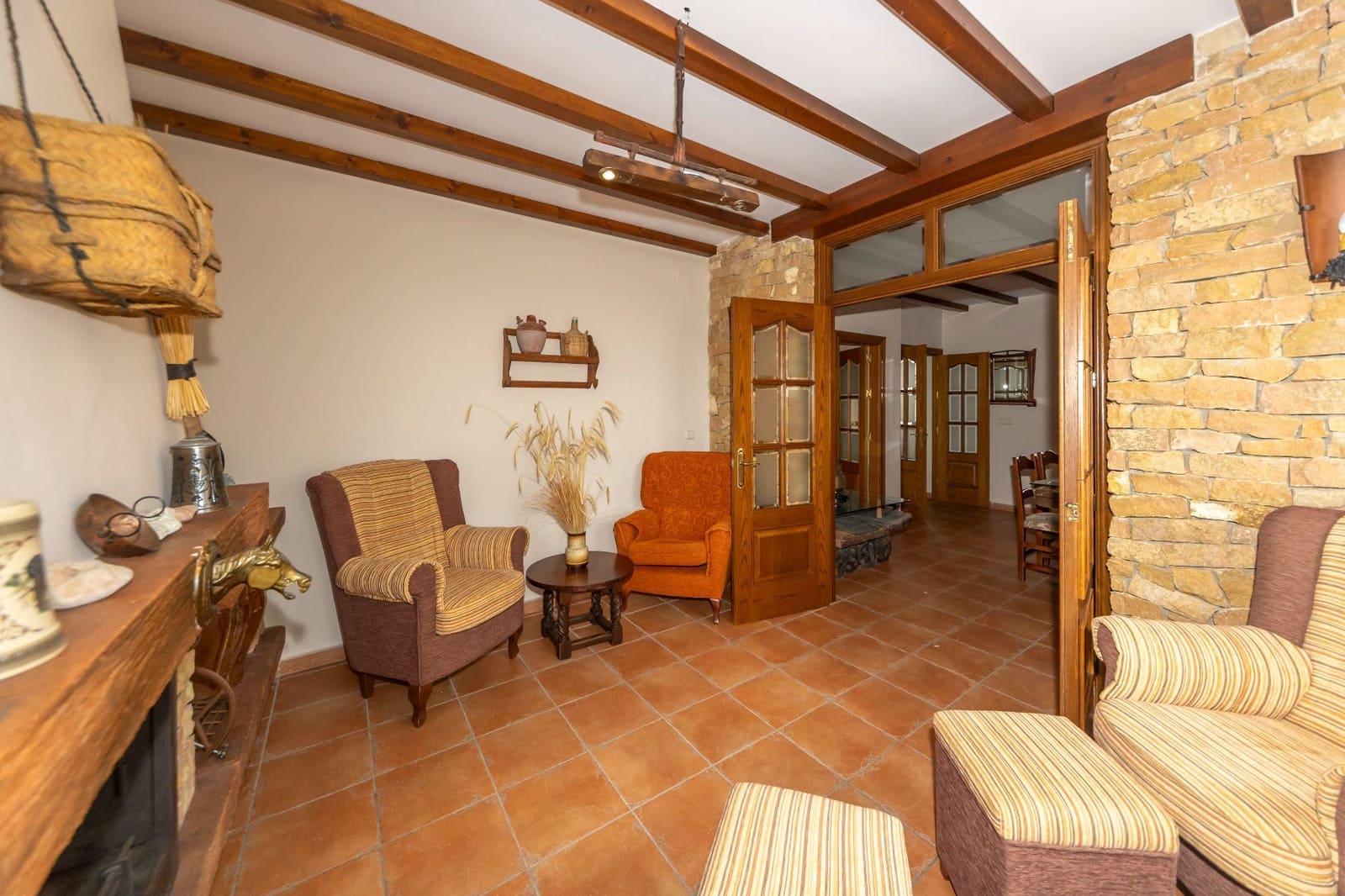 4 makuuhuone Huvila myytävänä paikassa Guadix mukana 
autotalli - 190 000 € (Ref: 9129136)