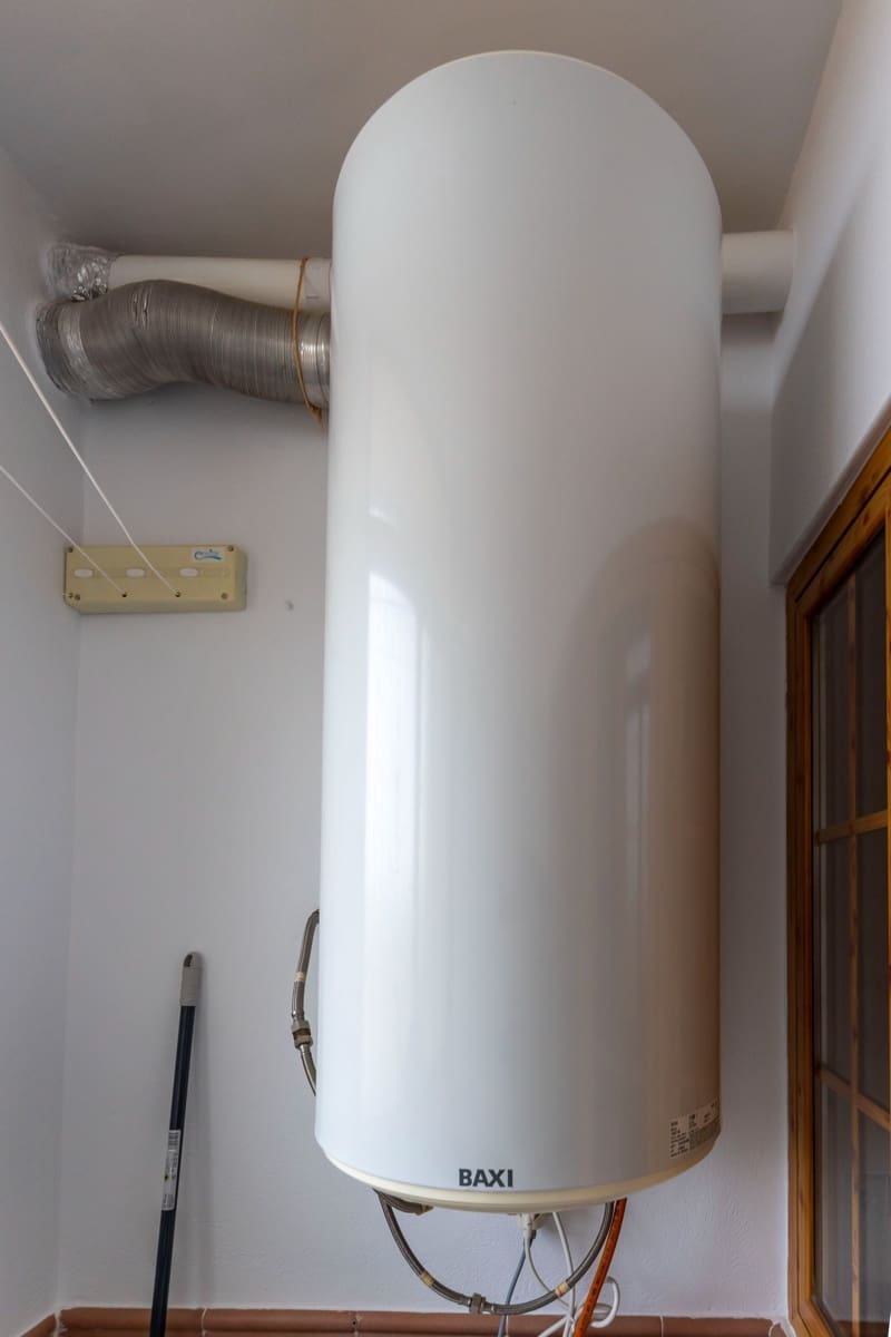 4 makuuhuone Huvila myytävänä paikassa Guadix mukana 
autotalli - 190 000 € (Ref: 9129136)