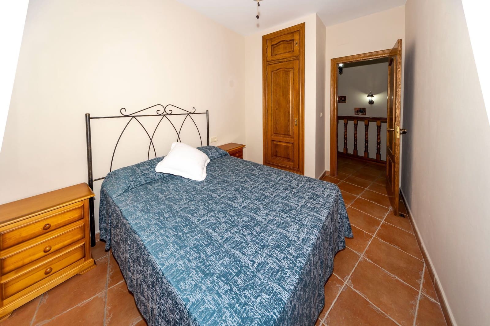 4 makuuhuone Huvila myytävänä paikassa Guadix mukana 
autotalli - 190 000 € (Ref: 9129136)