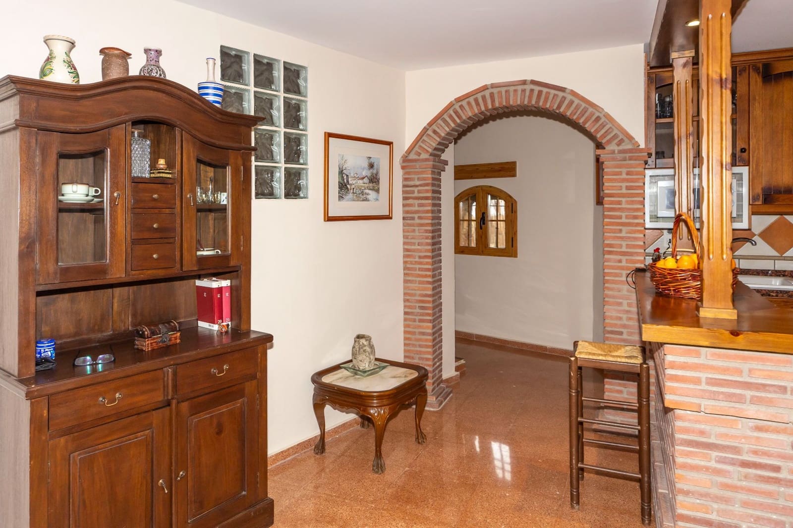 4 makuuhuone Huvila myytävänä paikassa Guadix mukana 
autotalli - 190 000 € (Ref: 9129136)