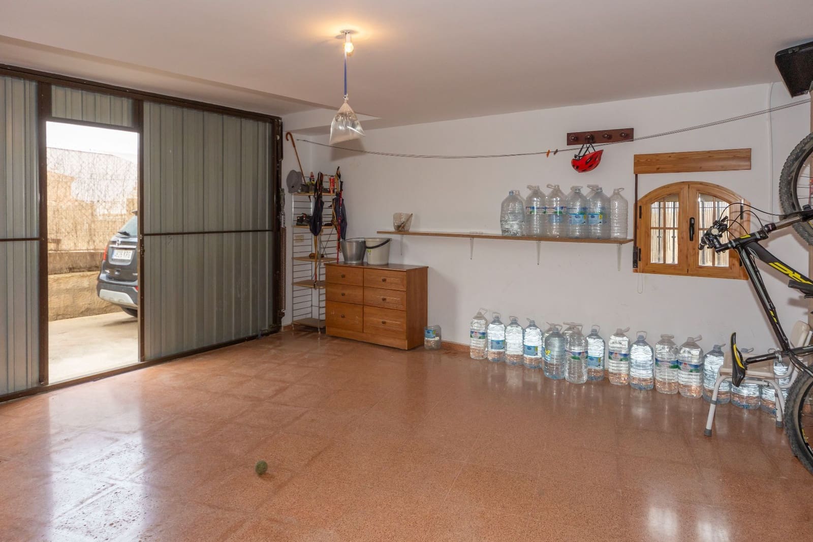 4 makuuhuone Huvila myytävänä paikassa Guadix mukana 
autotalli - 190 000 € (Ref: 9129136)