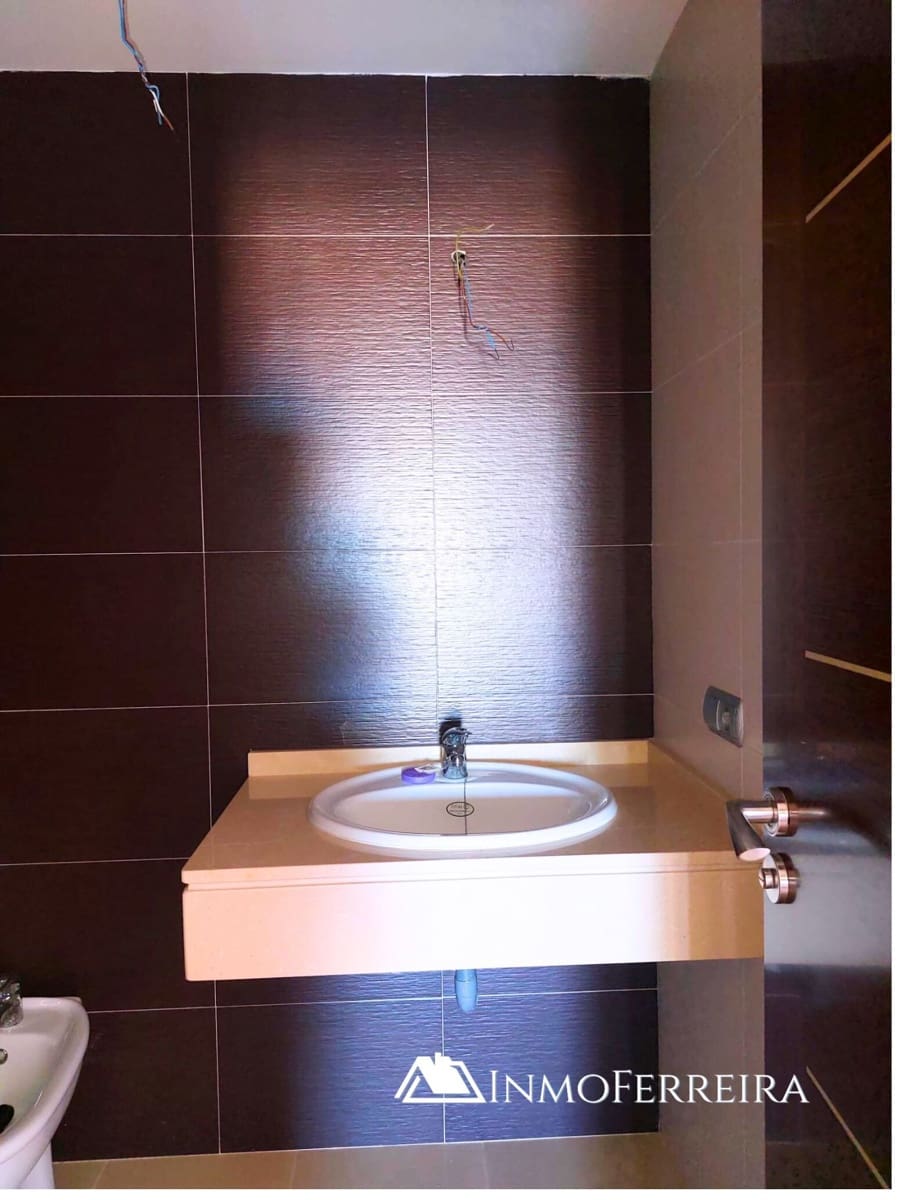 3 makuuhuone Asunto myytävänä paikassa Guadix - 150 000 € (Ref: 9251870)