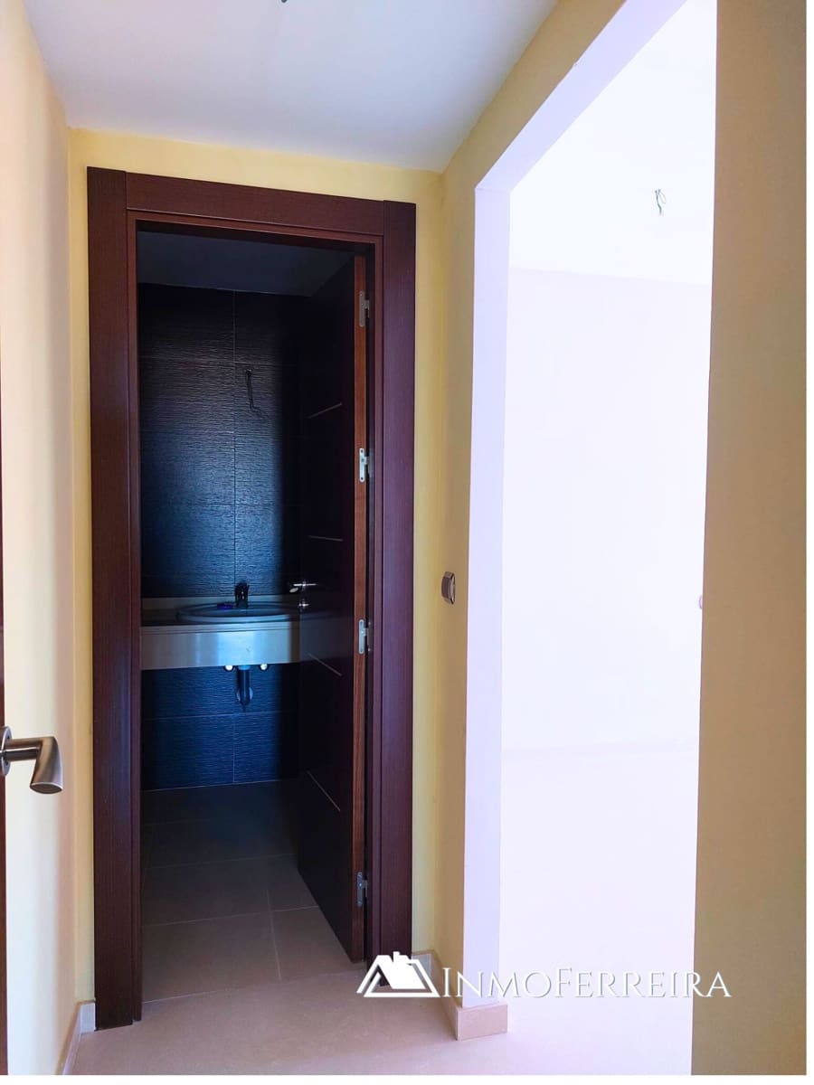 3 makuuhuone Asunto myytävänä paikassa Guadix - 150 000 € (Ref: 9251870)