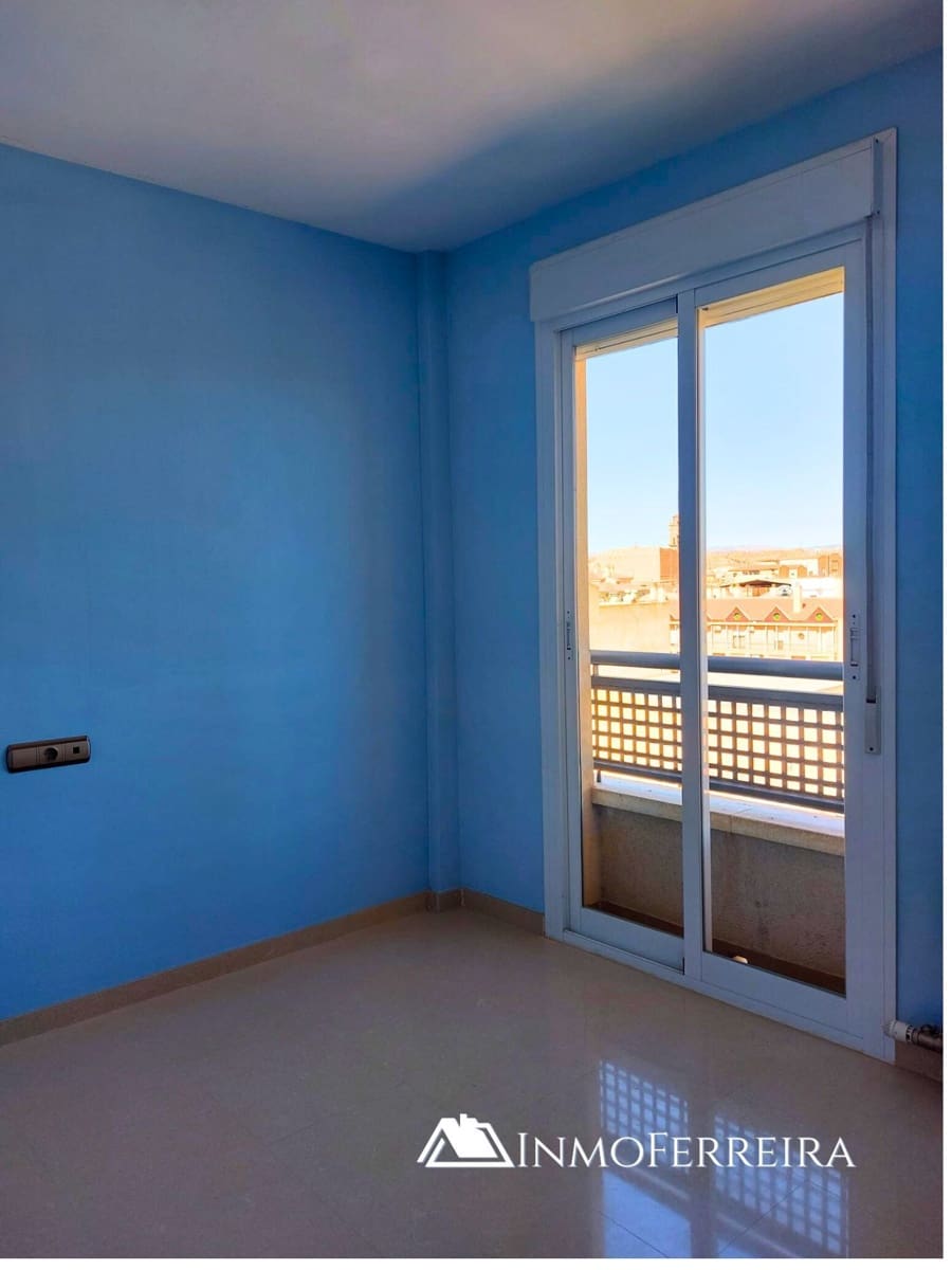 3 makuuhuone Asunto myytävänä paikassa Guadix - 150 000 € (Ref: 9251870)