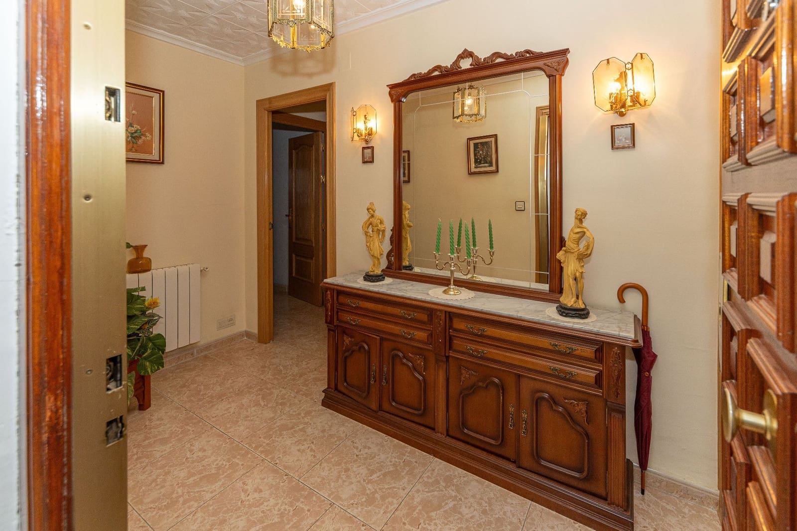 3 sypialnia Mieszkanie na sprzedaż w Guadix z garażem - 180 000 € (Ref: 9334395)