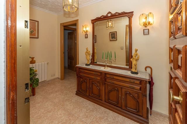 3 soverom Leilighet til salgs i Guadix med garasje - € 180 000 (Ref: 9334395)