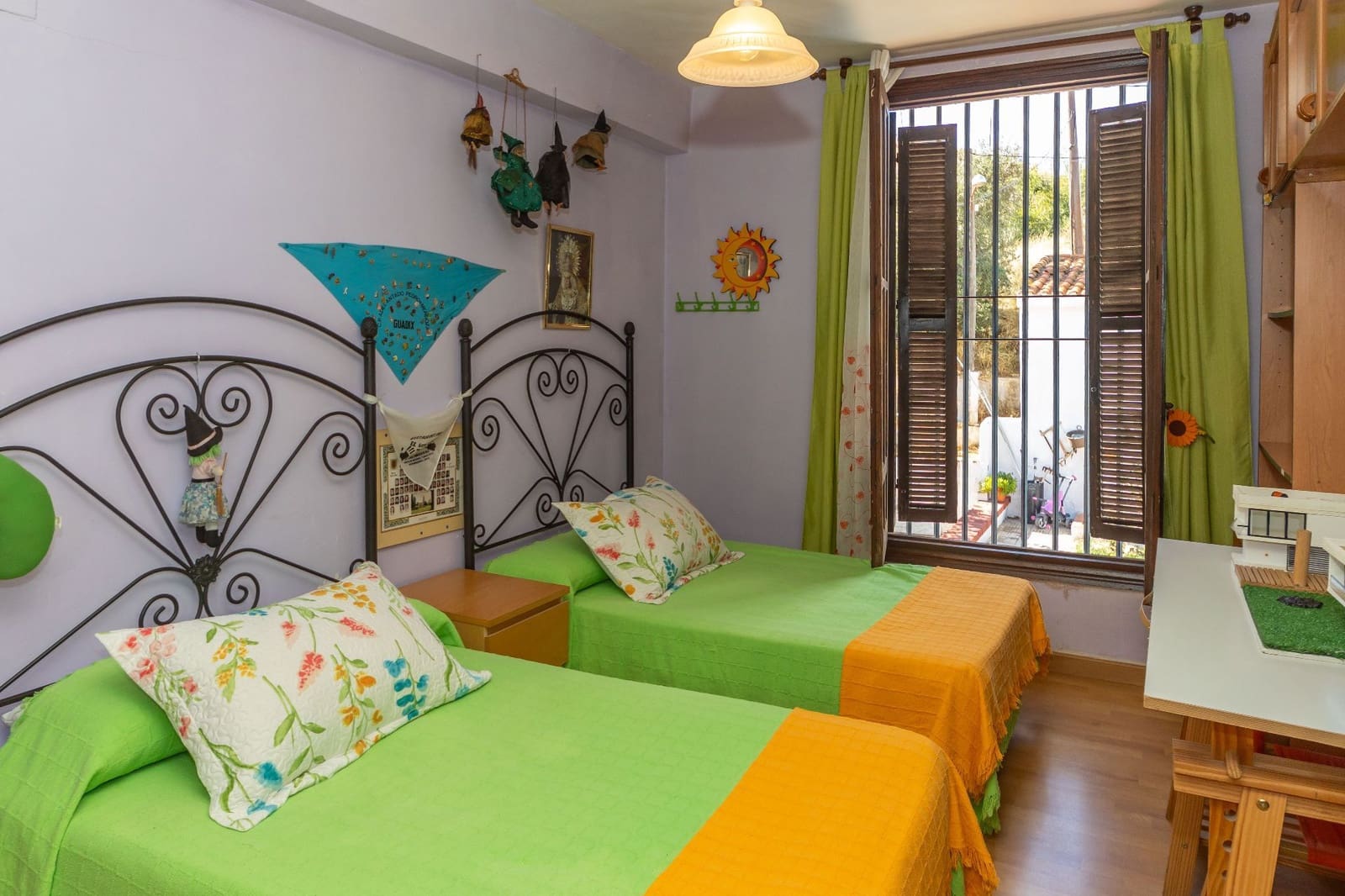 4 soveværelse Villa til salg i Guadix med swimmingpool - € 350.000 (Ref: 9340714)