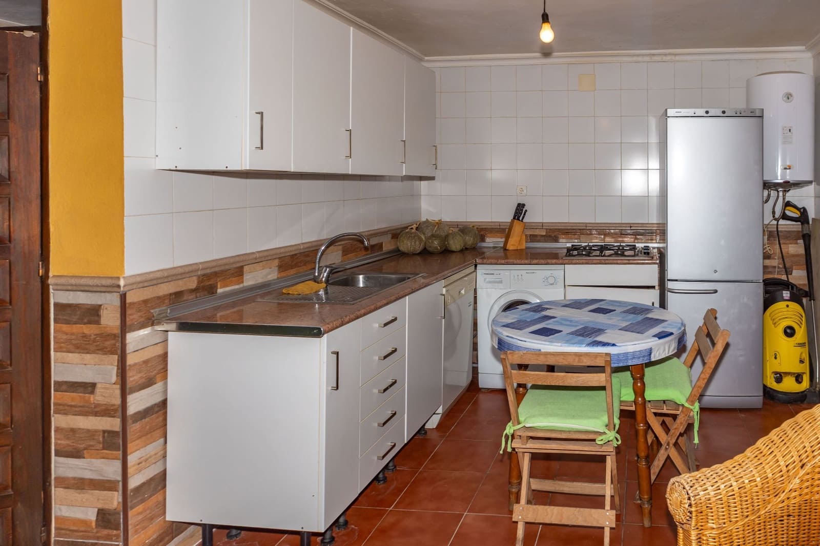 4 soveværelse Villa til salg i Guadix med swimmingpool - € 350.000 (Ref: 9340714)