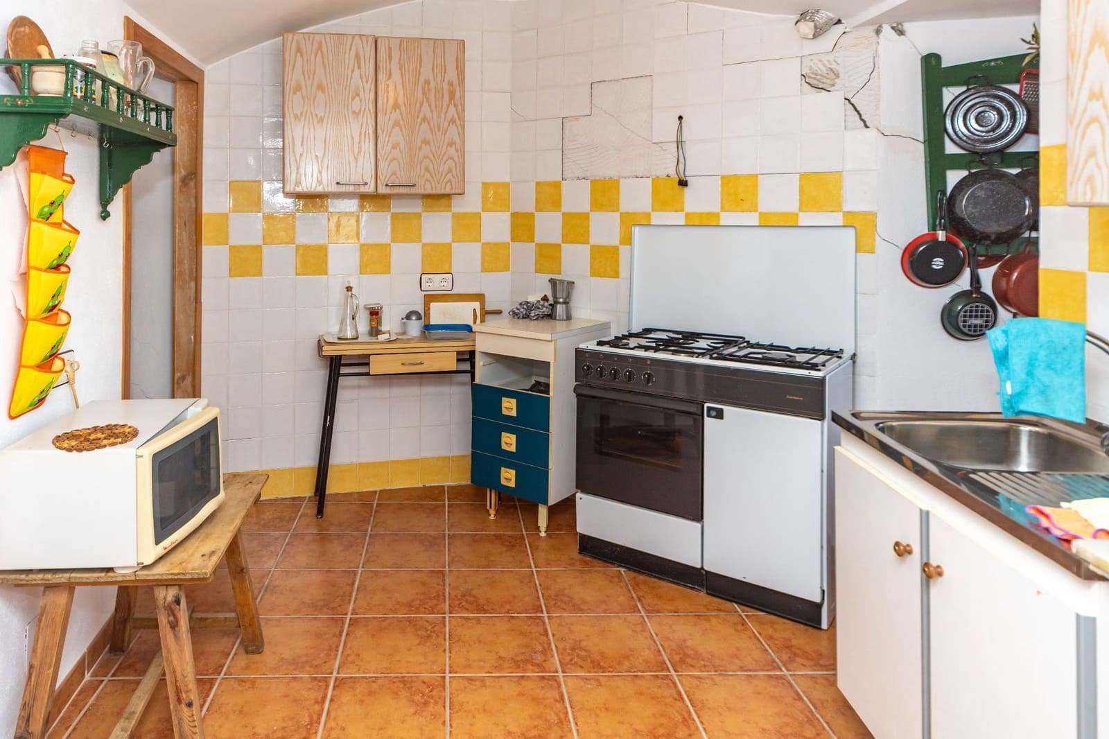 4 bedroom Townhouse for sale in Gorafe - € 115,000 (Ref: 9413631)