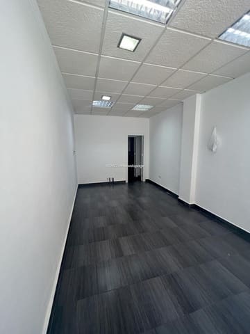 Commerciale da affittare in Guadix - 300 € (Rif: 9548889)