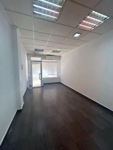 Commerciale da affittare in Guadix - 300 € (Rif: 9548889)