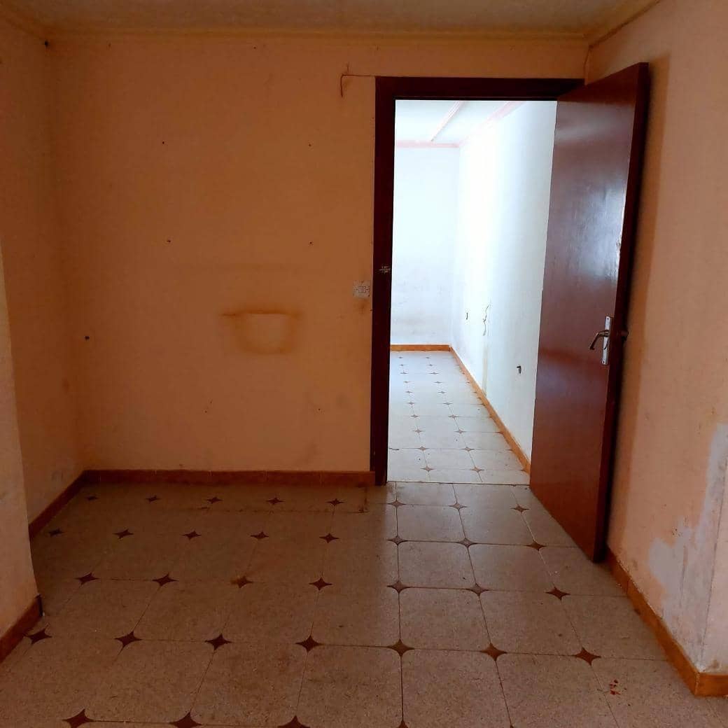 3 bedroom Terraced Villa for sale in Guadix - € 48,000 (Ref: 9565303)