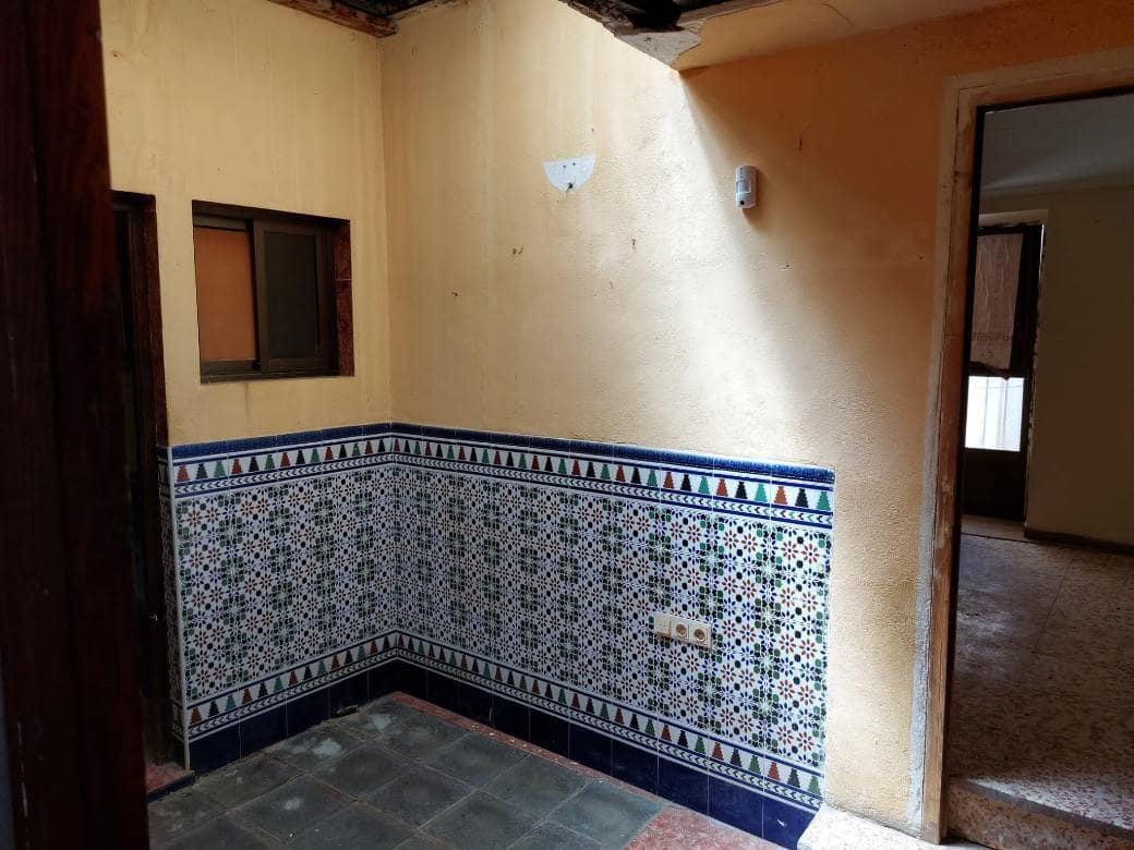 3 bedroom Terraced Villa for sale in Guadix - € 48,000 (Ref: 9565303)