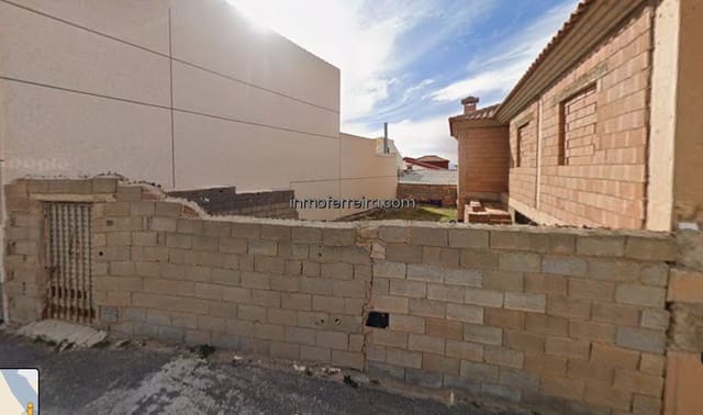 Villa zu verkaufen in Valle del Zalabí - 100.000 € (Ref: 9582987)