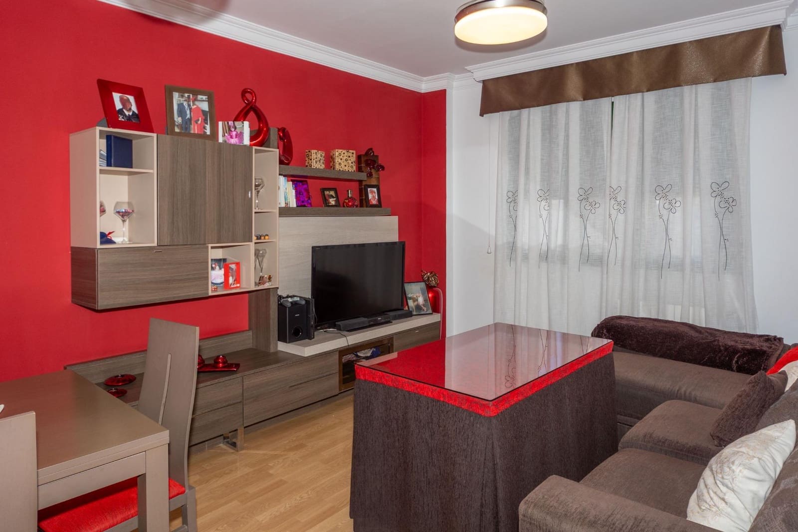 Adosado de 4 habitaciones en Guadix en venta con garaje - 220.500 € (Ref: 9582989)