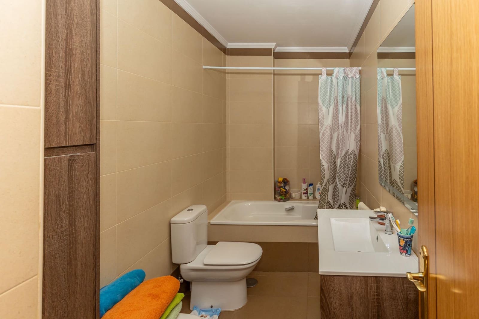 Adosado de 4 habitaciones en Guadix en venta con garaje - 220.500 € (Ref: 9582989)