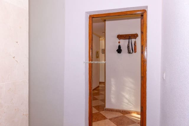 Piso de 4 habitaciones en Guadix en venta - 110.000 € (Ref: 9582990)