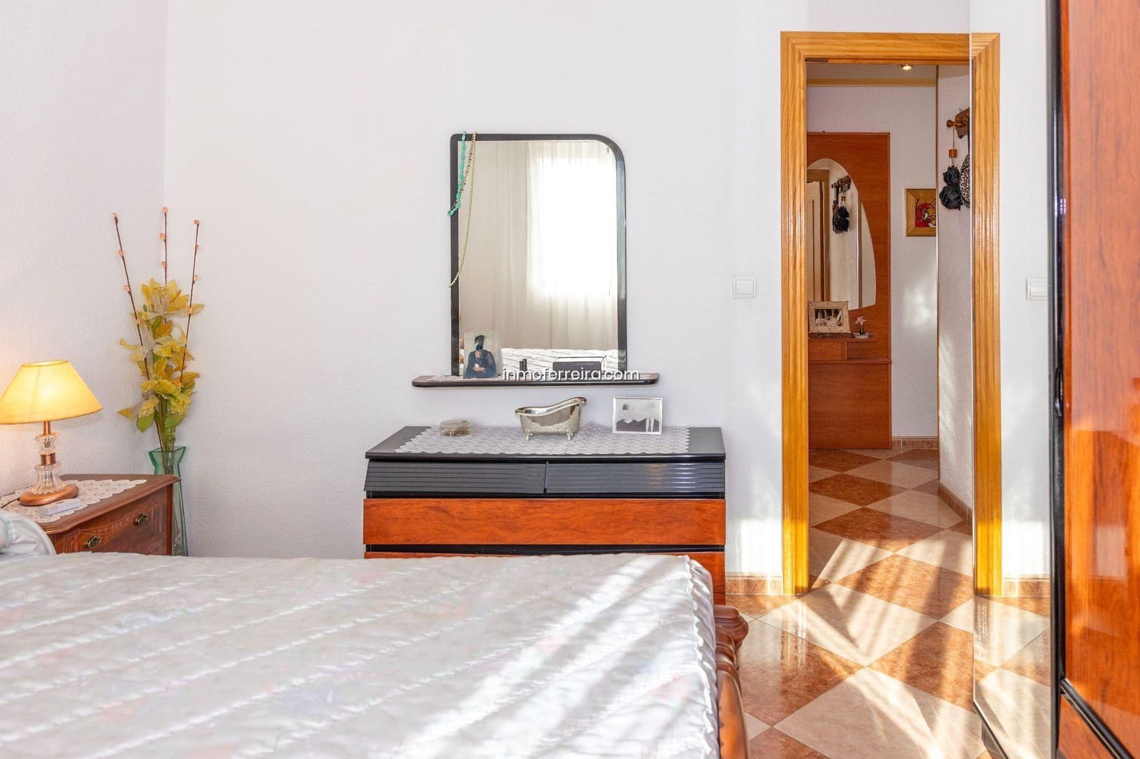 4 bedroom Flat for sale in Guadix - € 110,000 (Ref: 9582990)