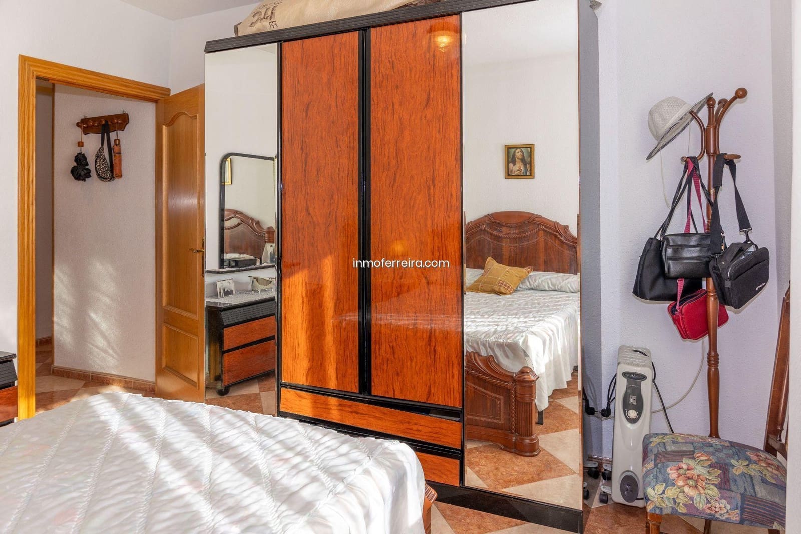 4 bedroom Flat for sale in Guadix - € 110,000 (Ref: 9582990)