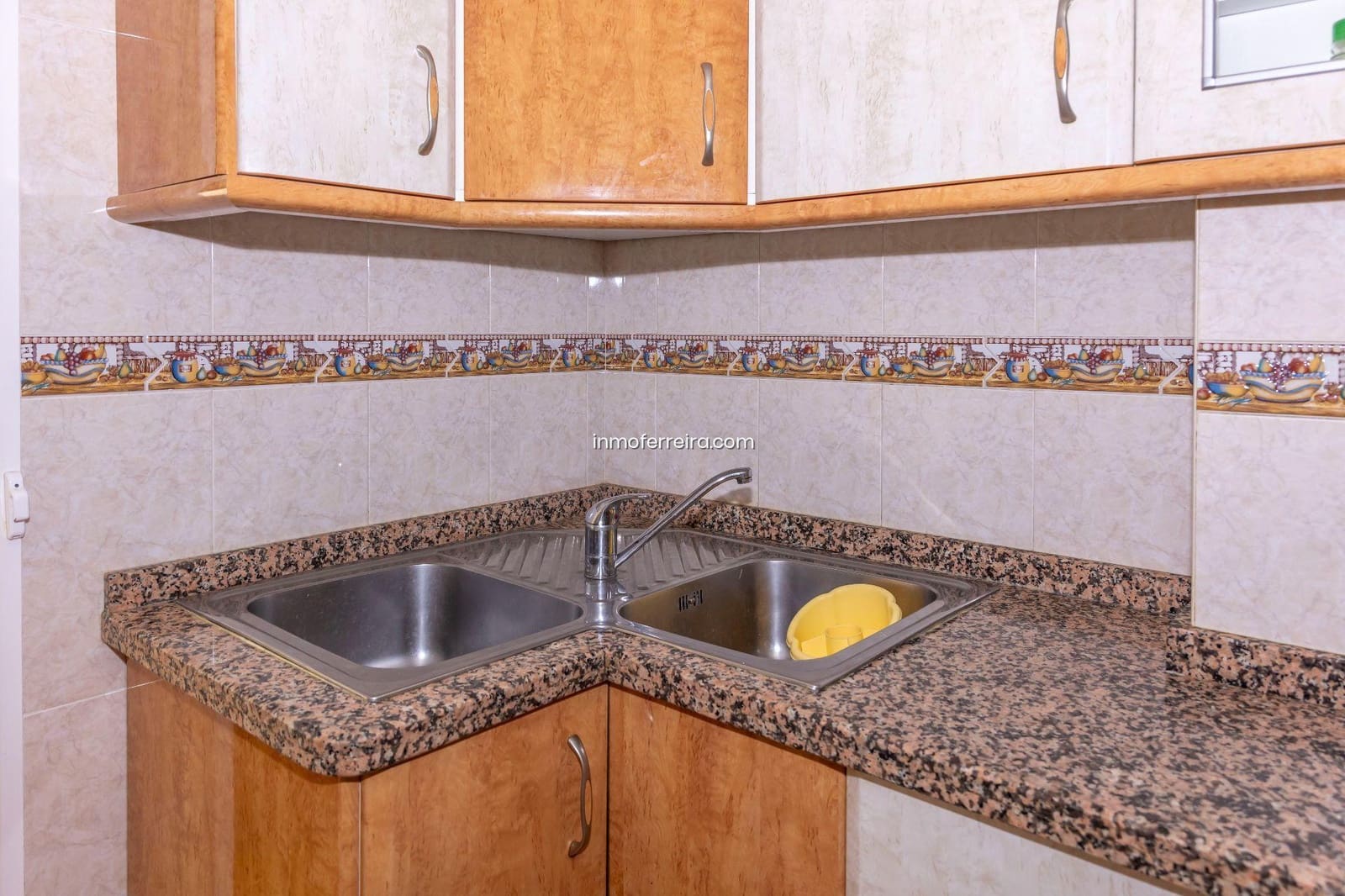 4 bedroom Flat for sale in Guadix - € 110,000 (Ref: 9582990)
