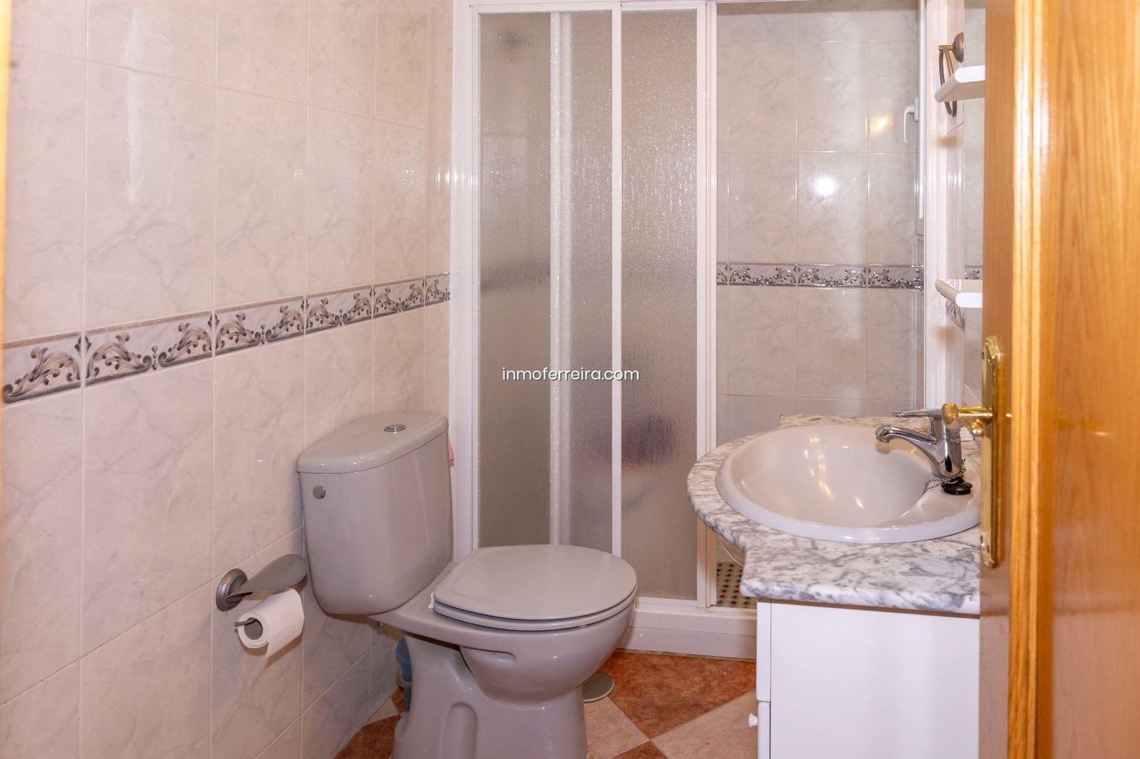 4 bedroom Flat for sale in Guadix - € 110,000 (Ref: 9582990)