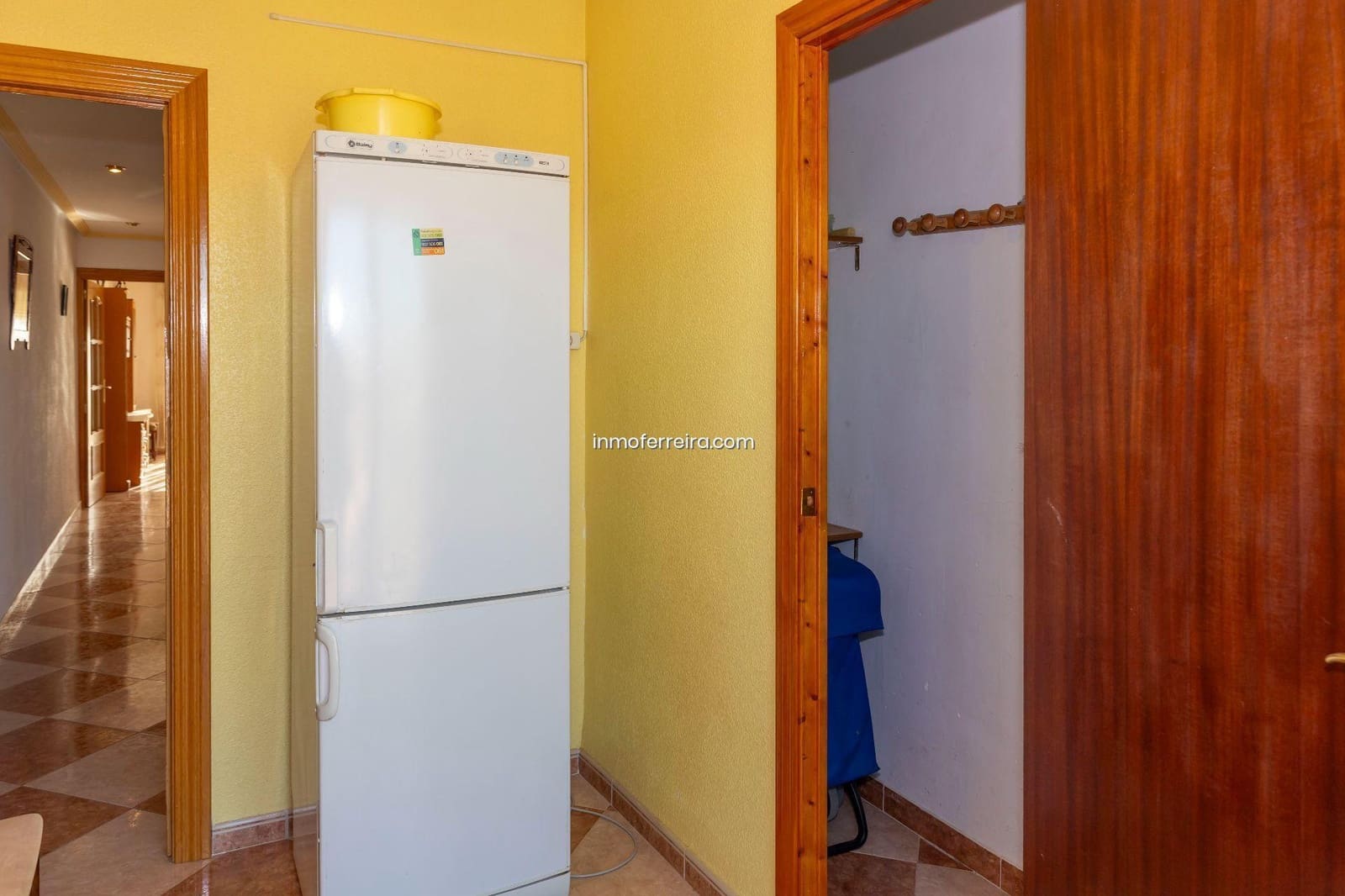 4 bedroom Flat for sale in Guadix - € 110,000 (Ref: 9582990)