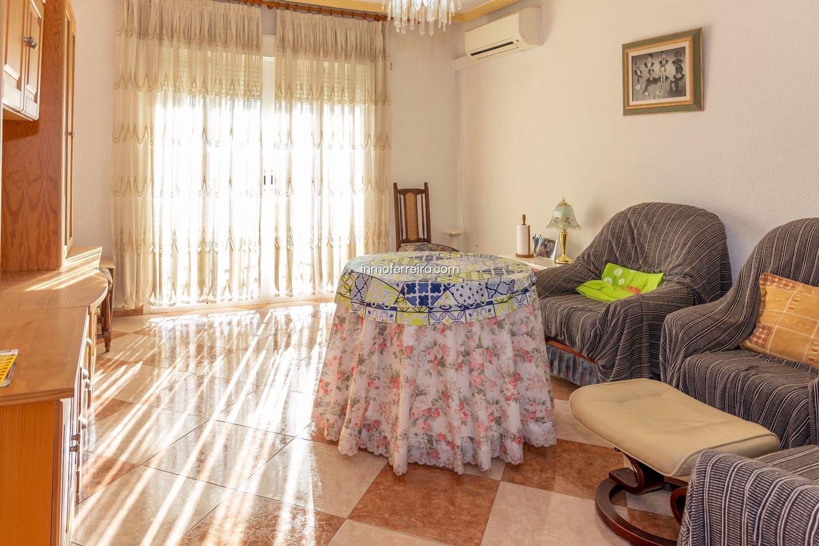 4 bedroom Flat for sale in Guadix - € 110,000 (Ref: 9582990)