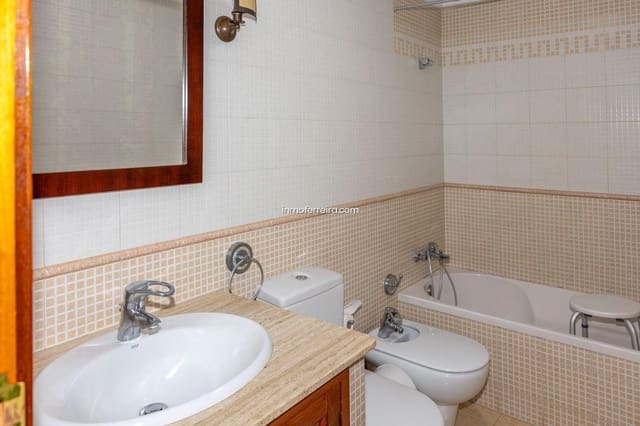 4 camera da letto Villetta a Schiera in vendita in Guadix con garage - 240.000 € (Rif: 9582991)