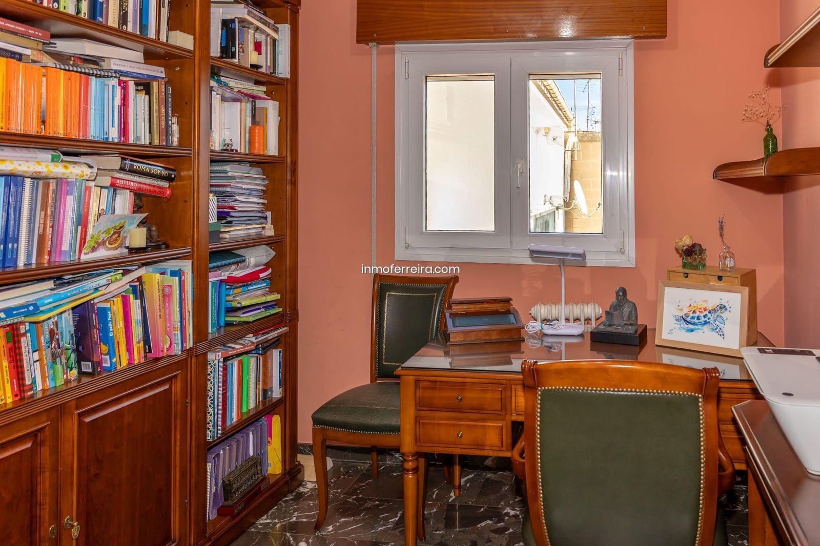 Adosado de 4 habitaciones en Guadix en venta con garaje - 240.000 € (Ref: 9582991)