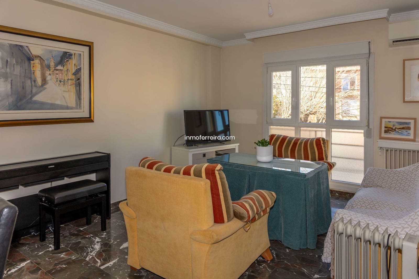 Adosado de 4 habitaciones en Guadix en venta con garaje - 240.000 € (Ref: 9582991)