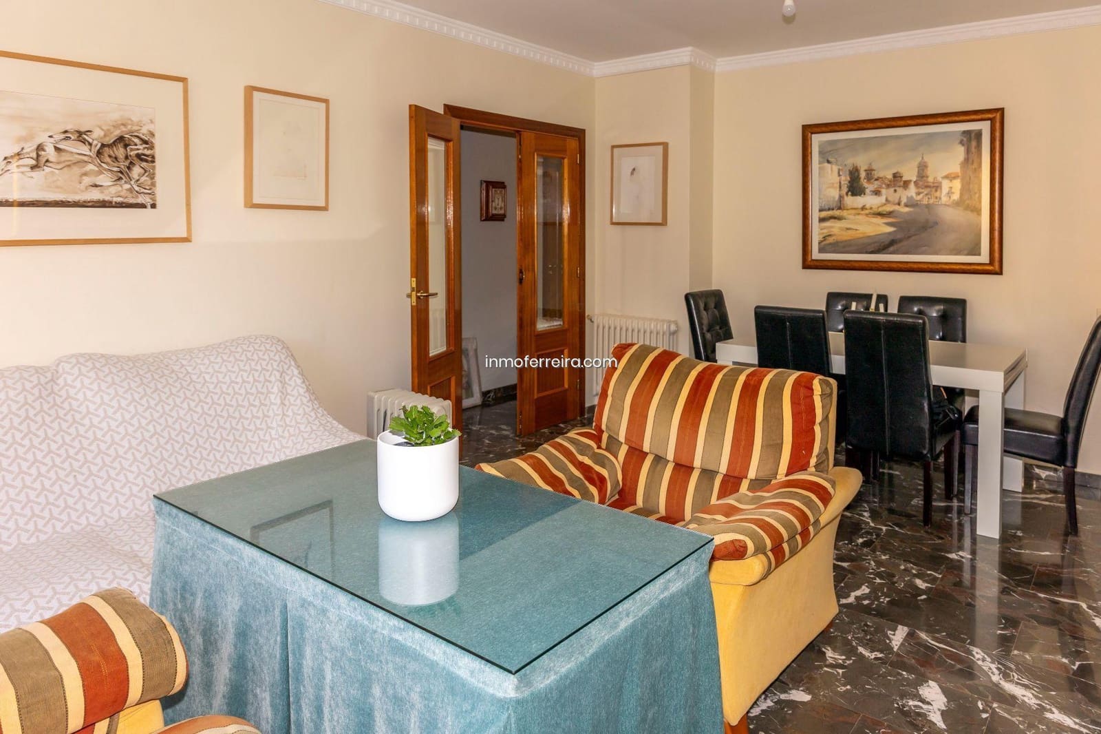 Adosado de 4 habitaciones en Guadix en venta con garaje - 240.000 € (Ref: 9582991)